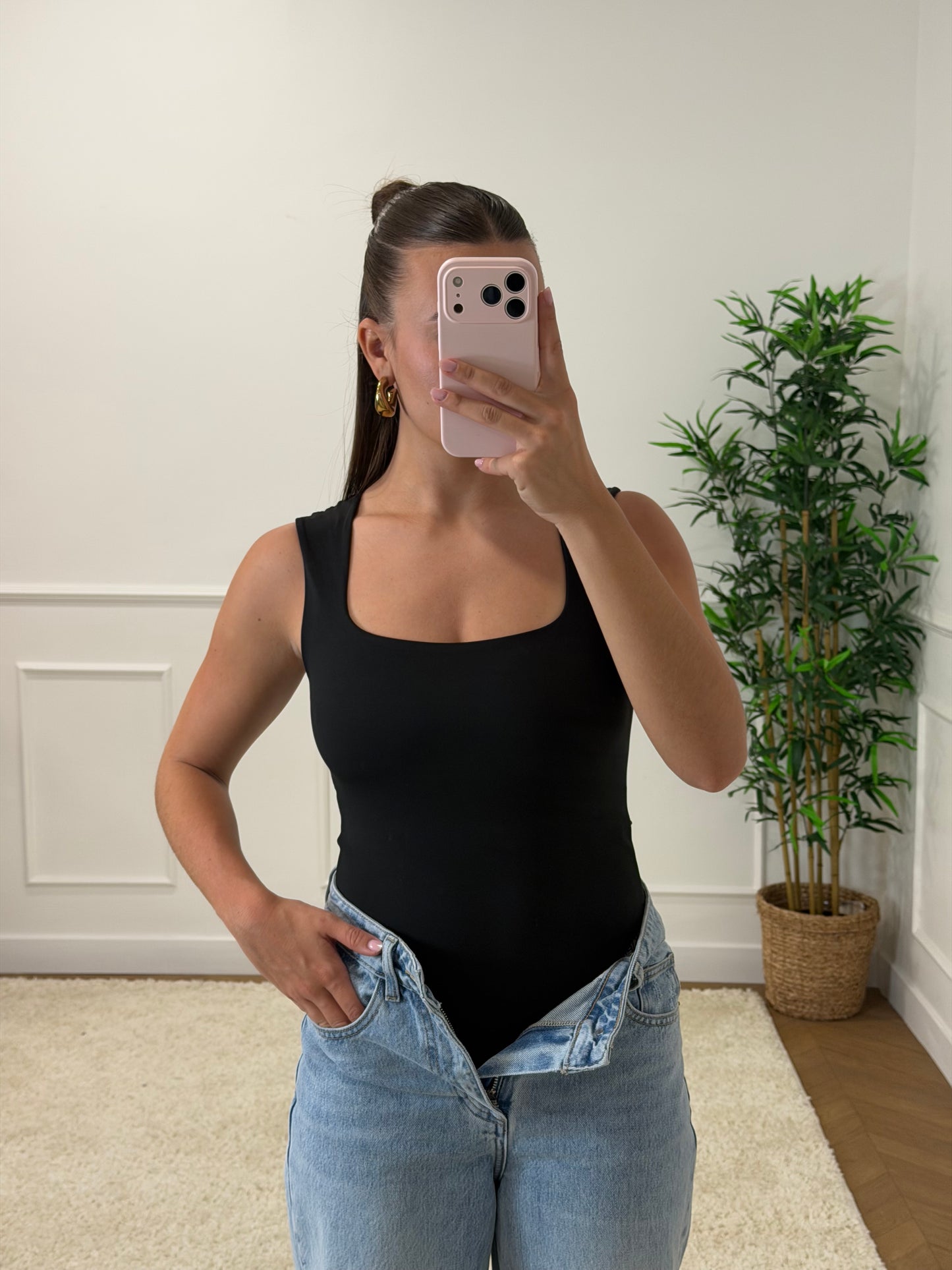 BODY ERIKA NOIR