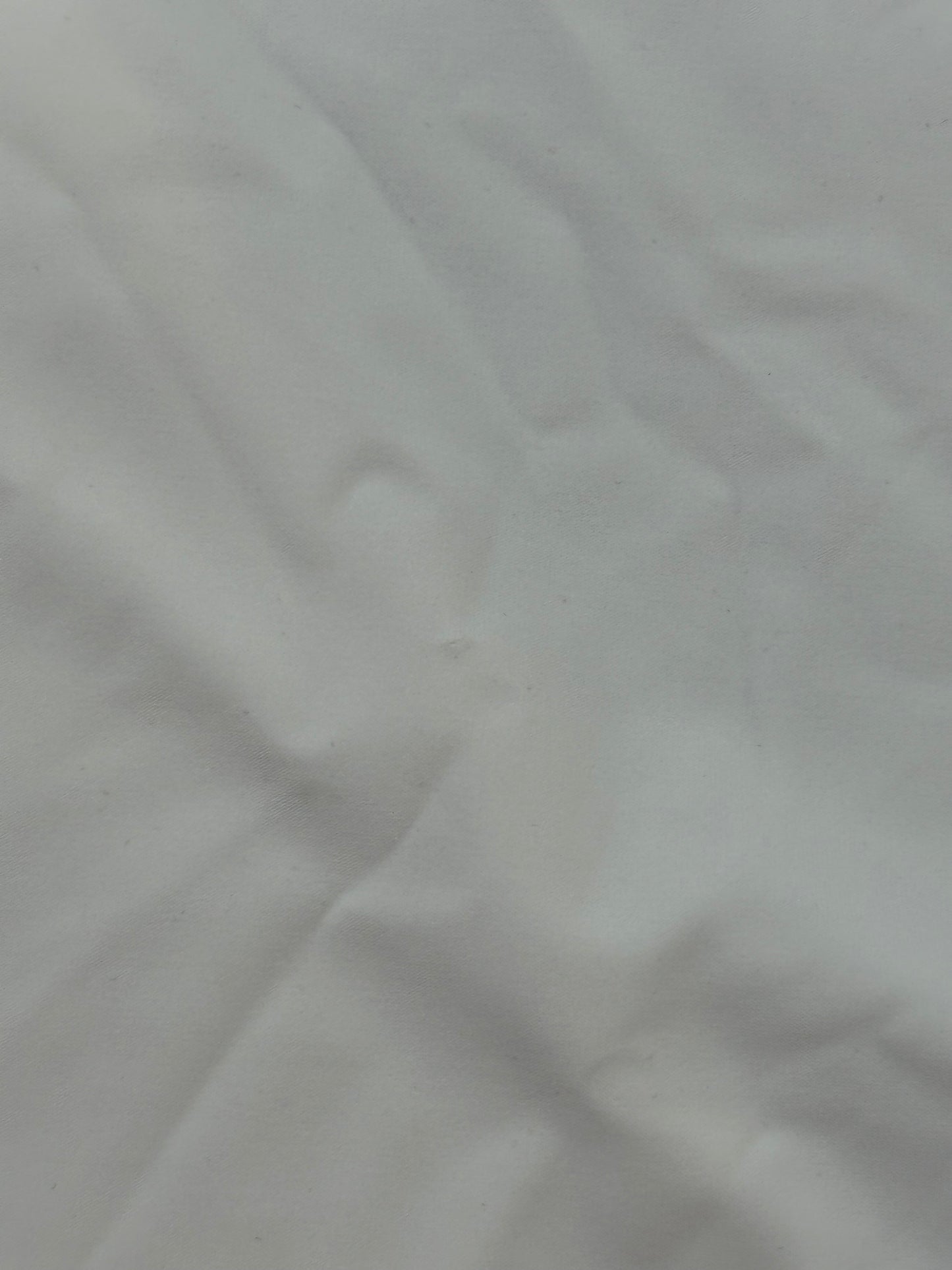 BODY ELLIE BLANC taille L - petit trou et trace noire