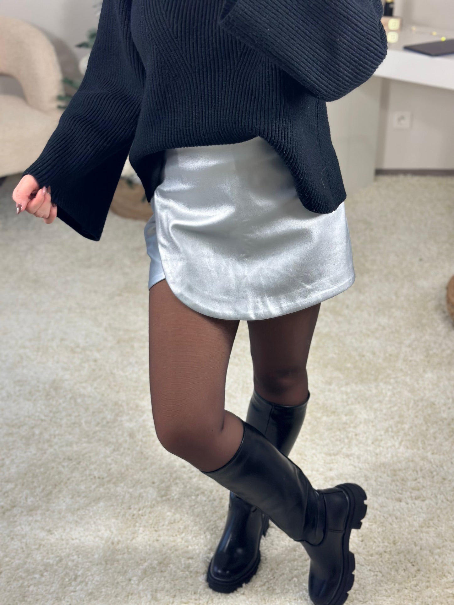 SHORT ARGENTÉ - taille 36 (fermeture cassé)