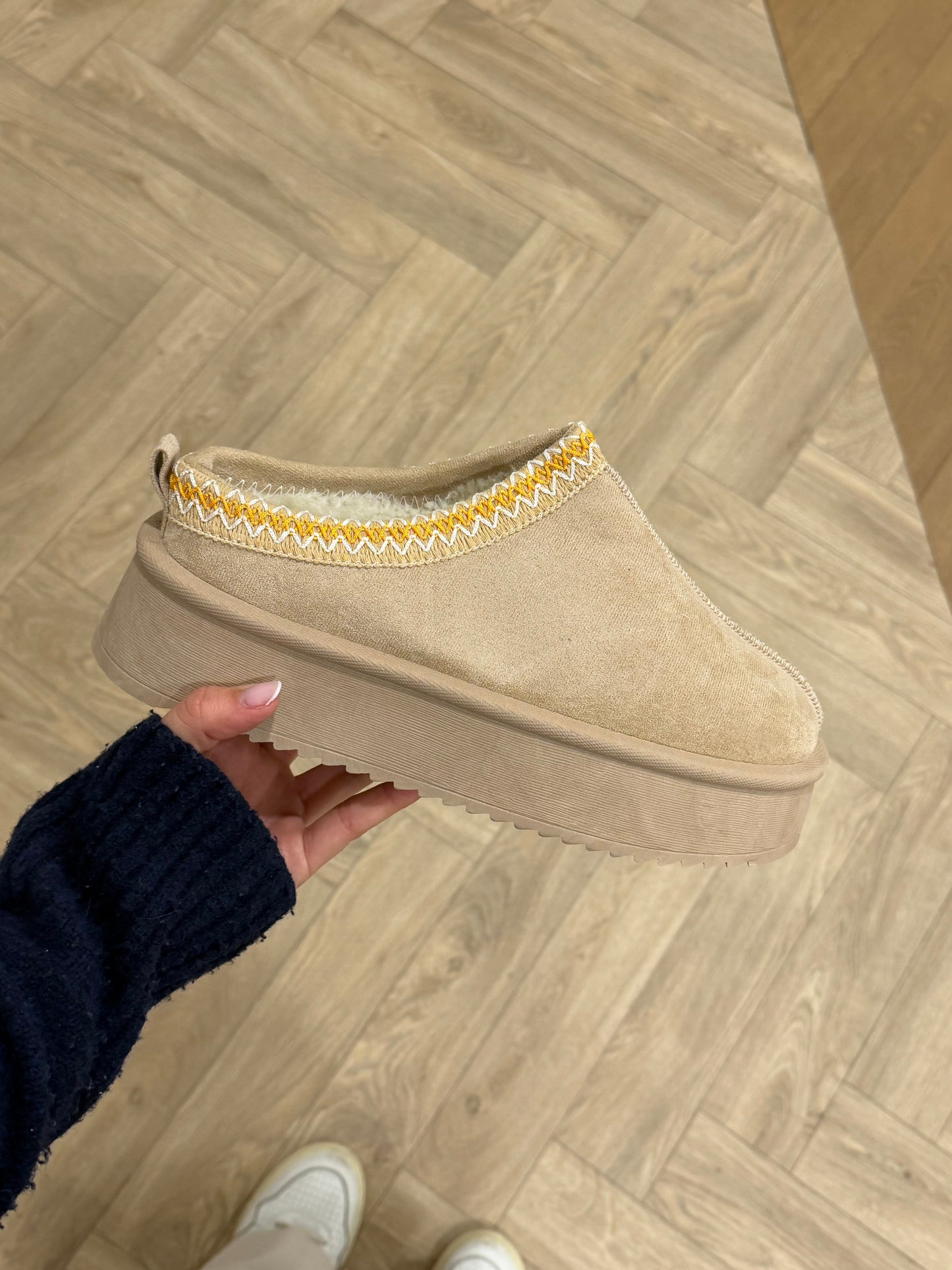 CHAUSSURES MIA BEIGE T-41