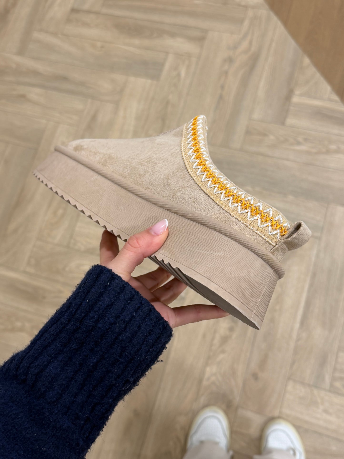 CHAUSSURES MIA BEIGE T-41